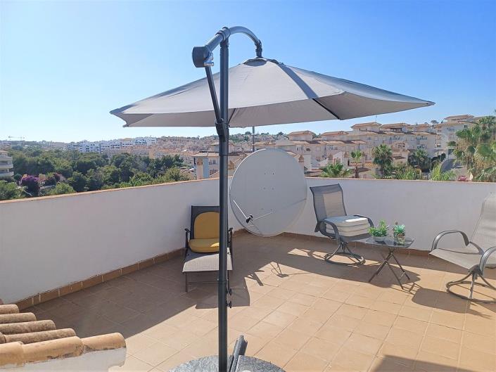 Image No.37-3 Bed House for sale