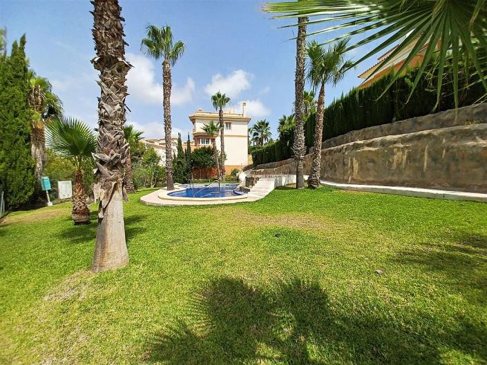 Image No.44-3 Bed House for sale