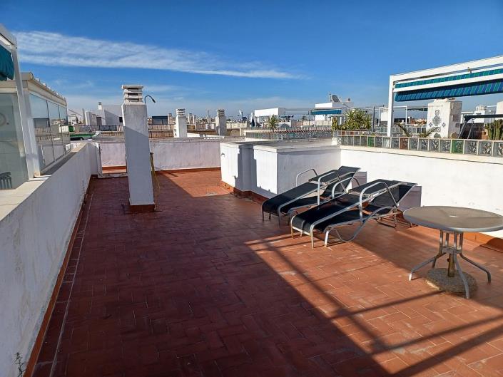 Image No.23-2 Bed Apartment for sale