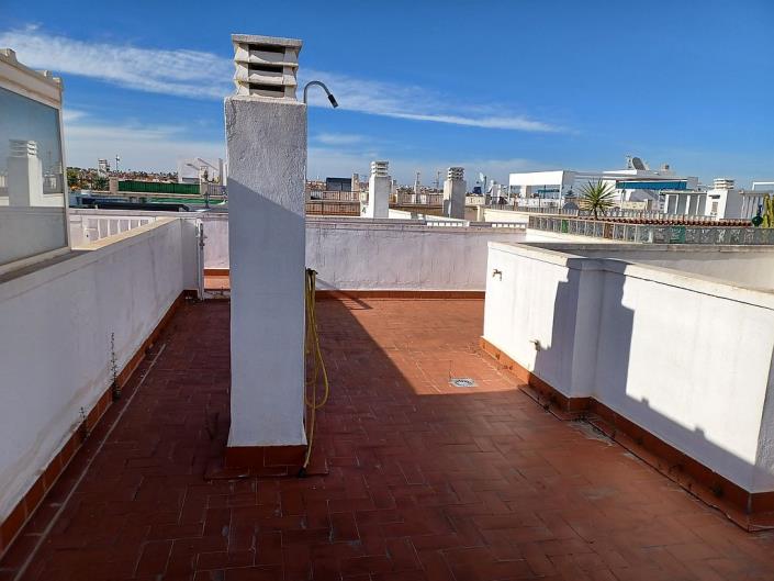 Image No.22-2 Bed Apartment for sale