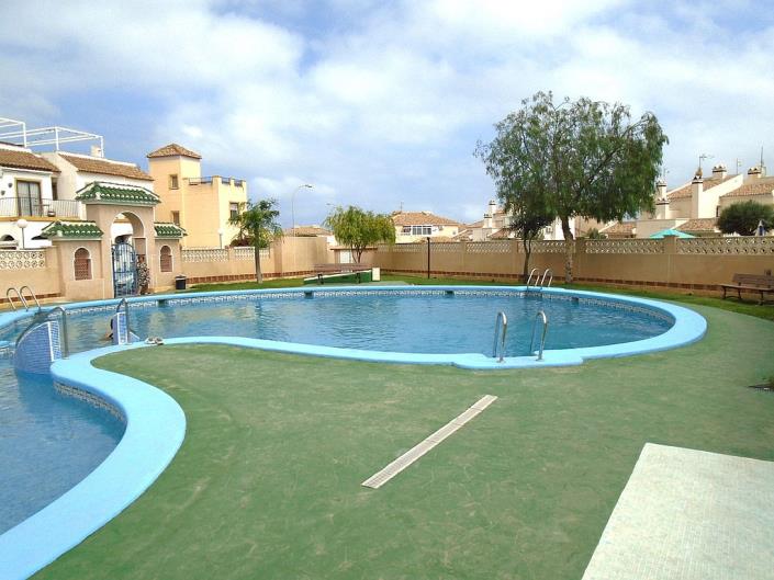 Image No.4-3 Bed House for sale