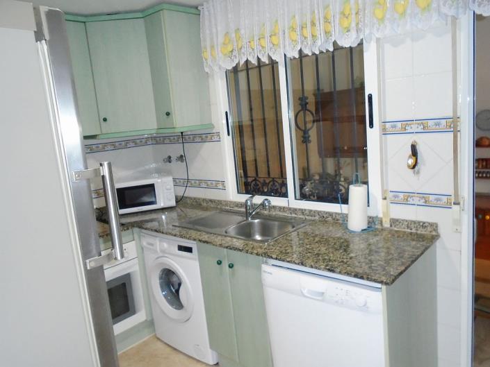 Image No.39-3 Bed House for sale