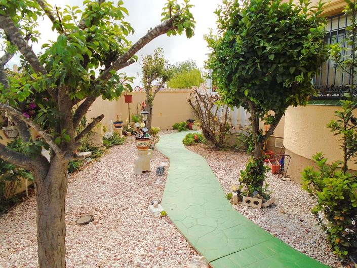 Image No.49-3 Bed House for sale