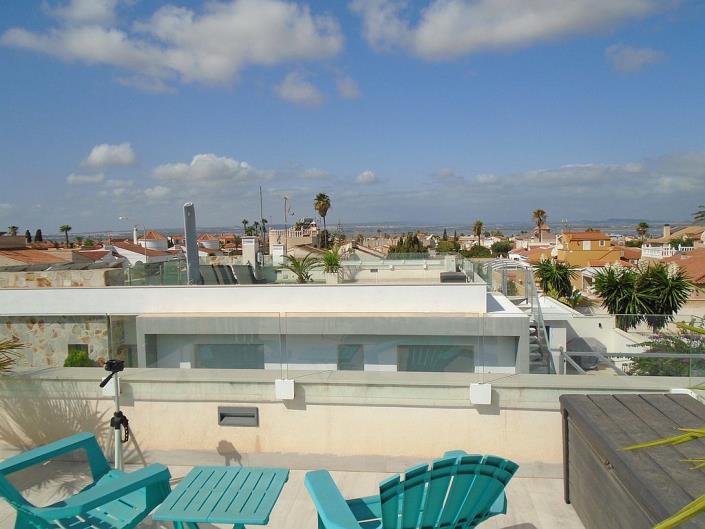 Image No.5-Villa de 3 chambres à vendre à El Chaparral