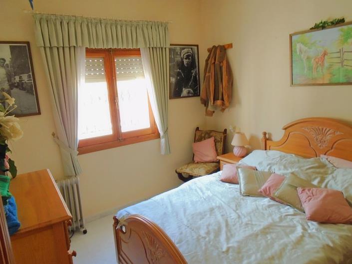 Image No.22-2 Bed Bungalow for sale