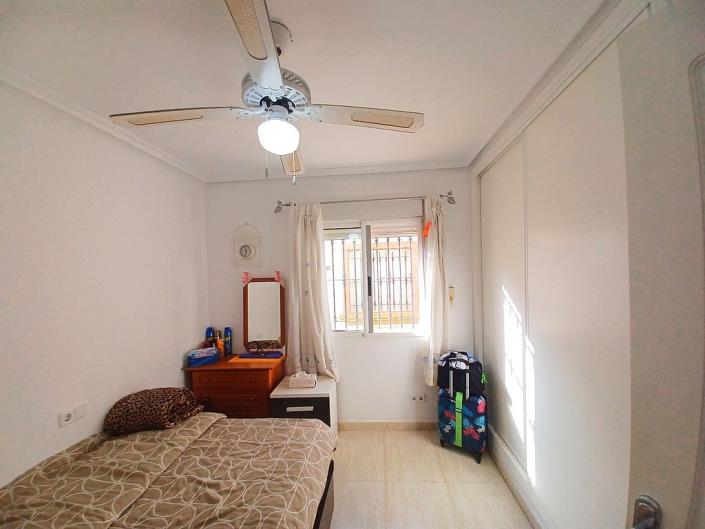 Image No.19-3 Bed Villa / Detached for sale