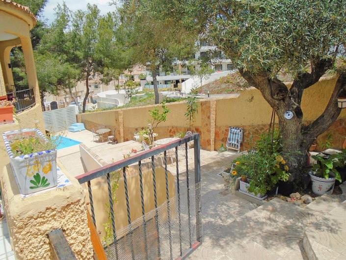 Image No.10-6 Bed Villa / Detached for sale