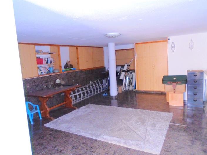 Image No.35-6 Bed Villa / Detached for sale