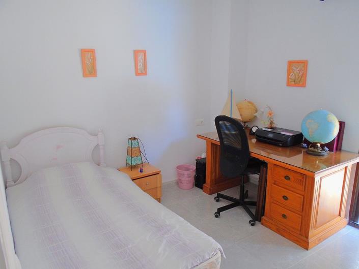 Image No.40-6 Bed Villa / Detached for sale