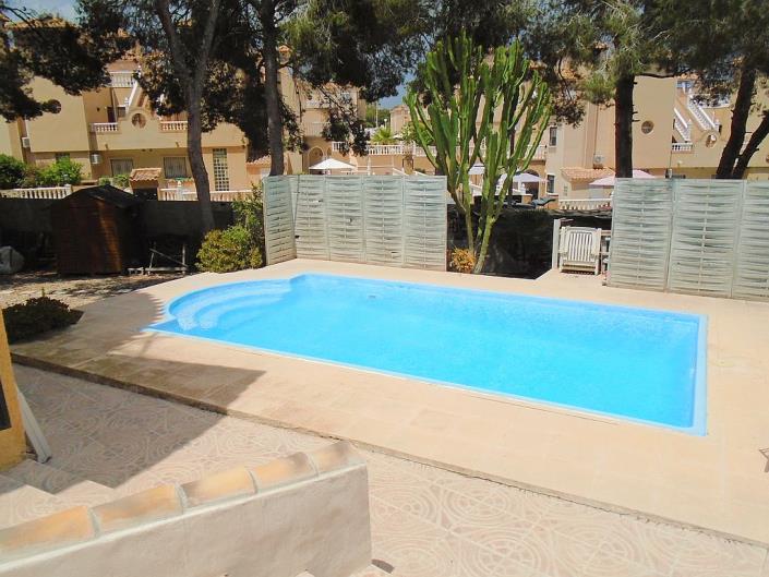 Image No.47-6 Bed Villa / Detached for sale