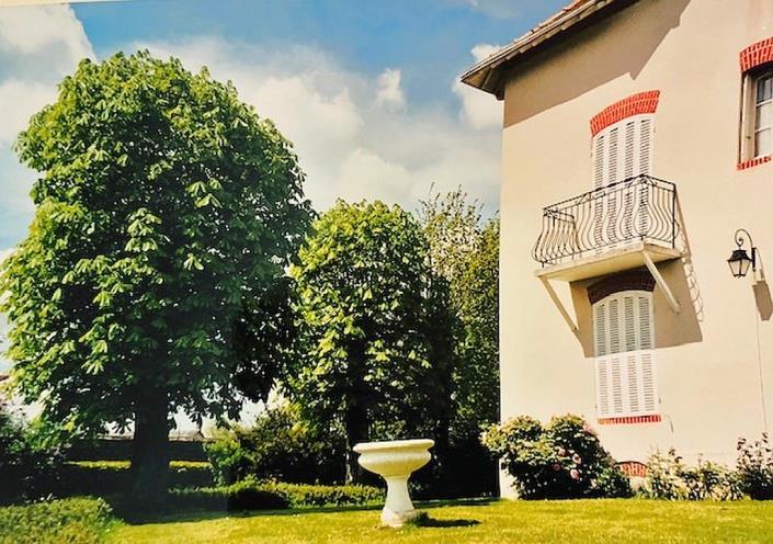 Image No.8-Villa / Détaché de 9 chambres à vendre à Eguzon-Chantôme