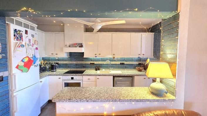 Image No.20-3 Bed House for sale