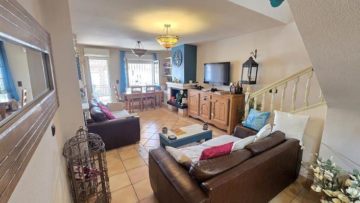 Image No.21-3 Bed House for sale