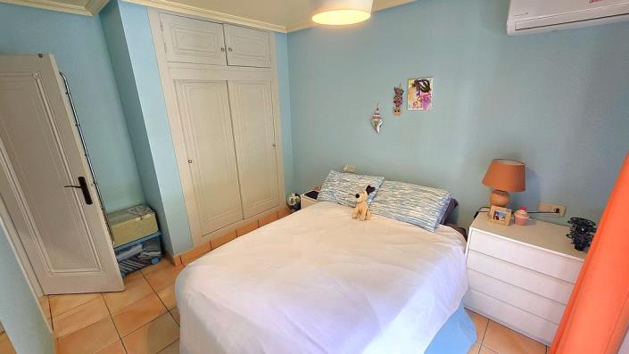 Image No.23-3 Bed House for sale