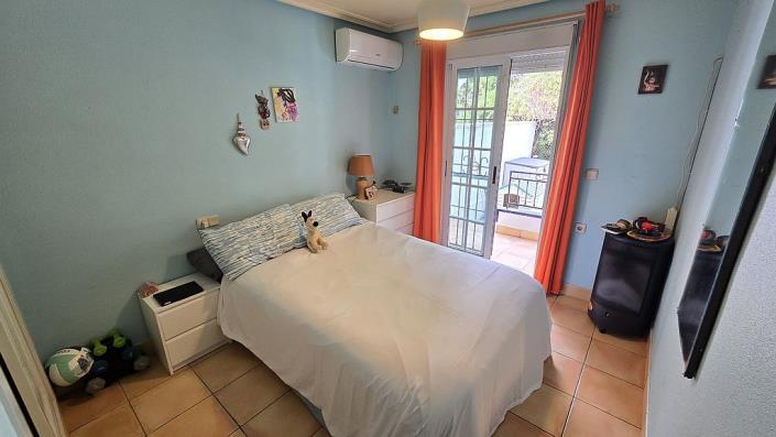 Image No.24-3 Bed House for sale