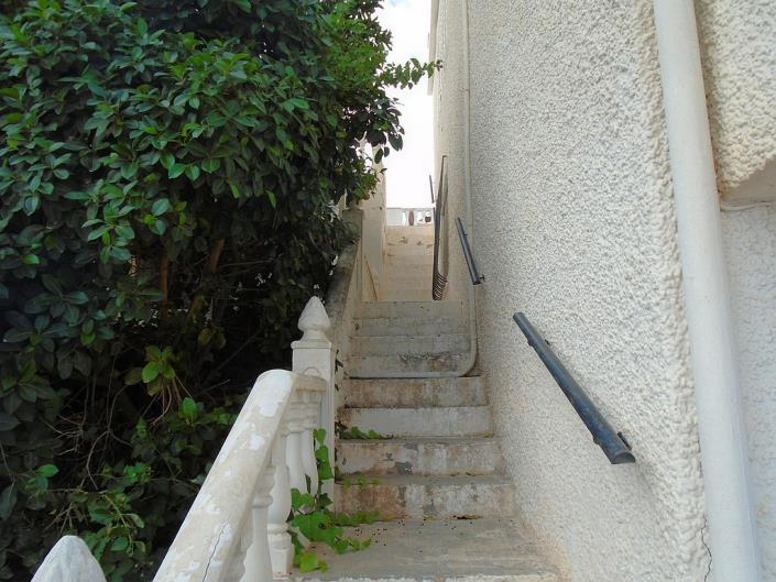 Image No.11-6 Bed House for sale