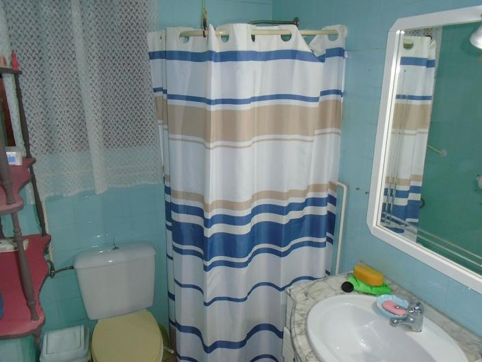 Image No.20-6 Bed House for sale