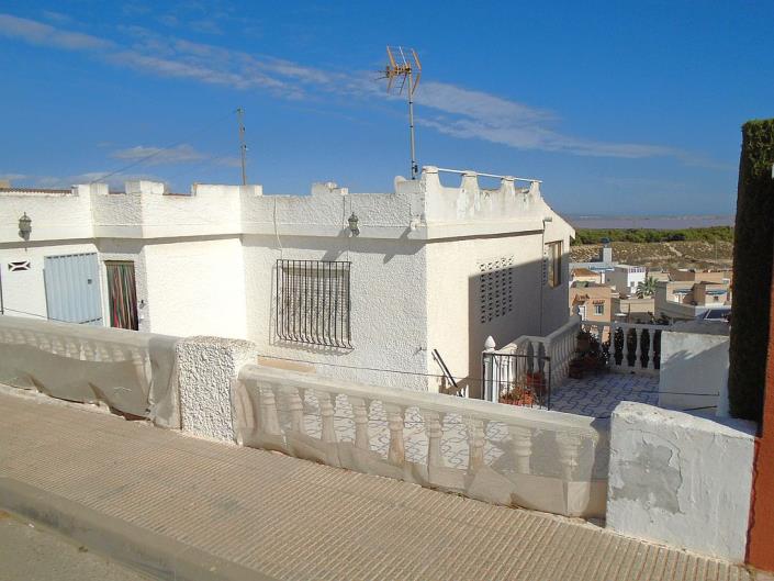 Image No.43-6 Bed House for sale