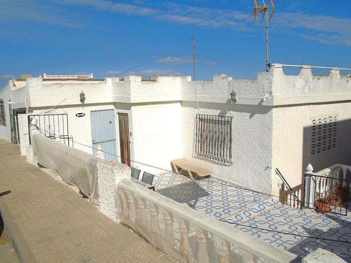 Image No.44-6 Bed House for sale