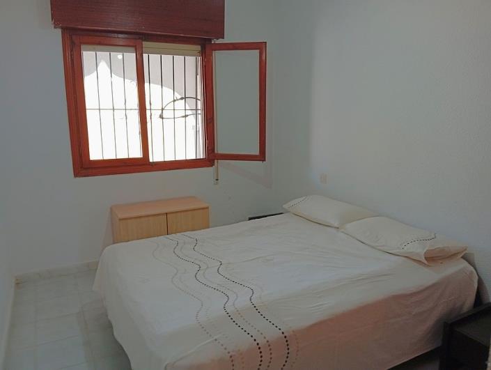 Image No.13-4 Bed Townhouse for sale