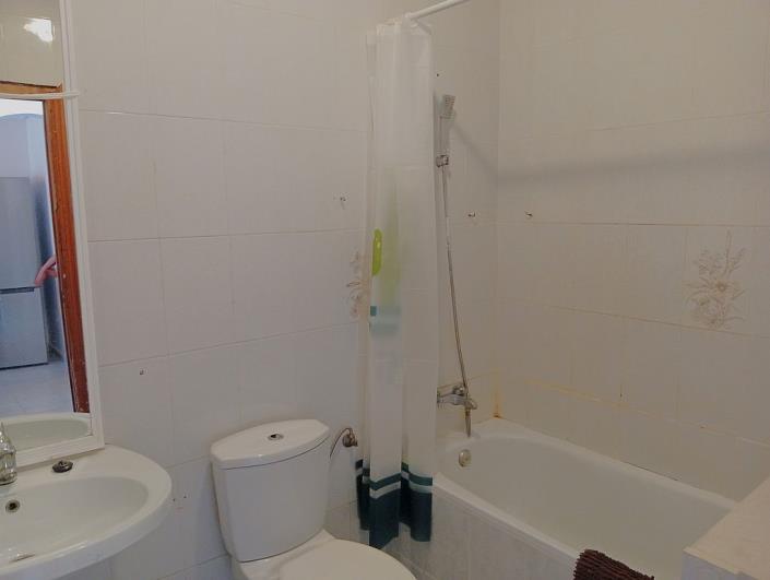 Image No.15-4 Bed Townhouse for sale