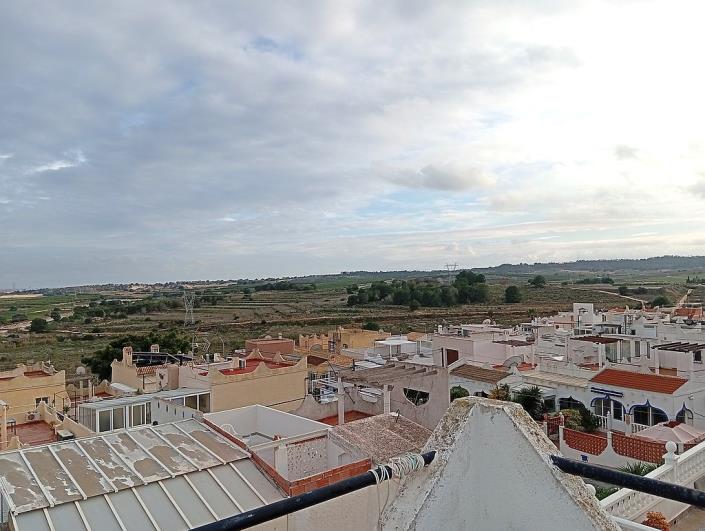 Image No.28-4 Bed Townhouse for sale