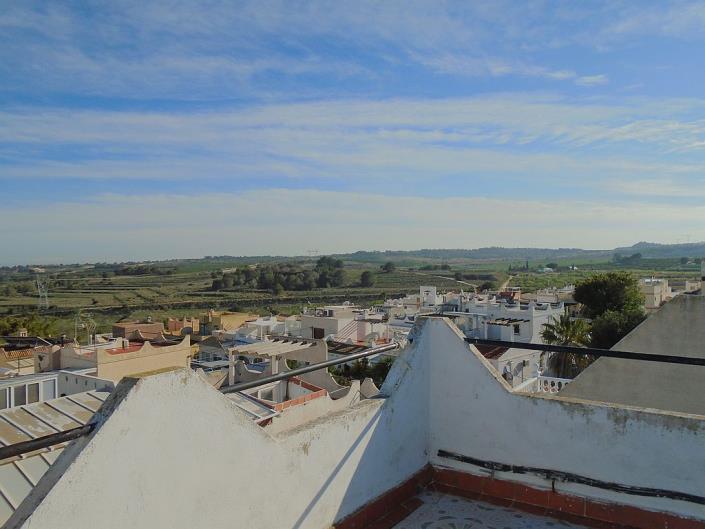 Image No.7-4 Bed Townhouse for sale