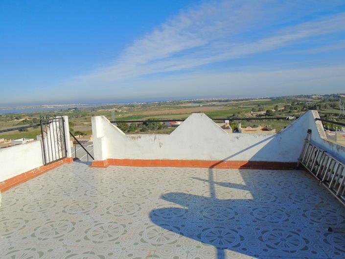 Image No.11-4 Bed Townhouse for sale