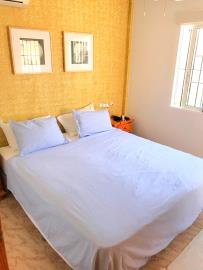 2e05b3b8-f69e-47c4-8ef9-cbf0aec84794