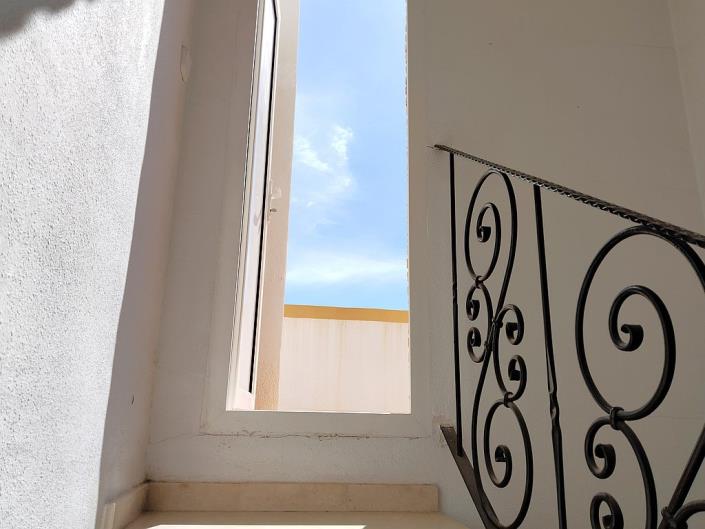 Image No.26-2 Bed Townhouse for sale