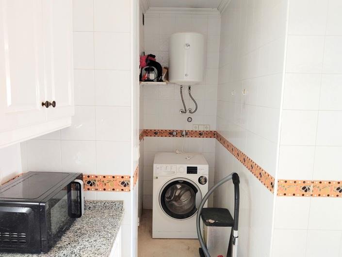 Image No.14-2 Bed Townhouse for sale