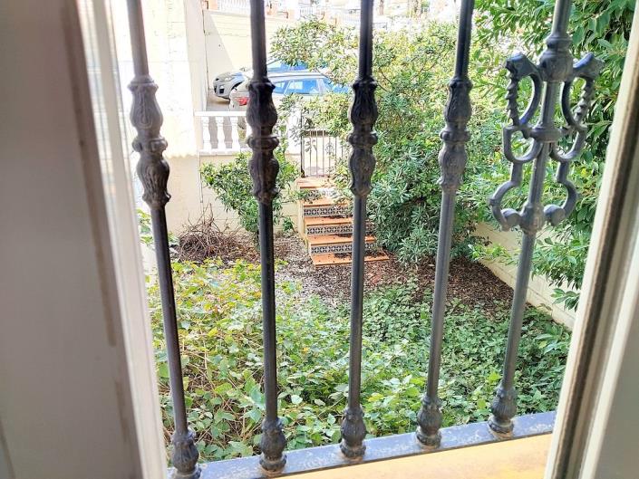 Image No.15-2 Bed Townhouse for sale