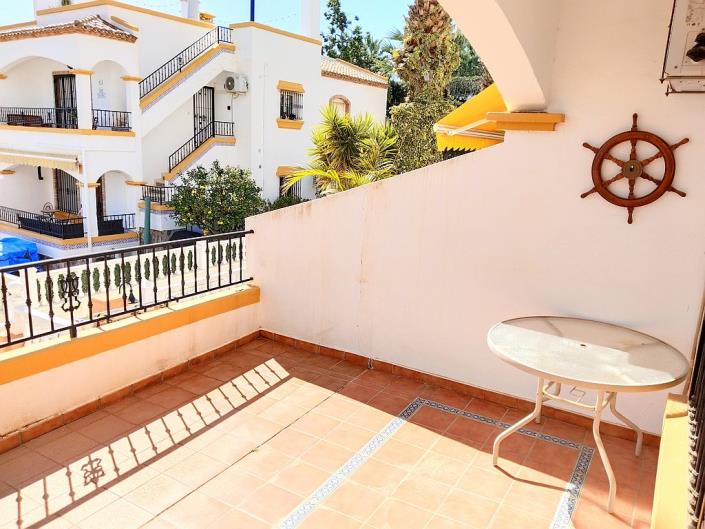 Image No.8-2 Bed Townhouse for sale