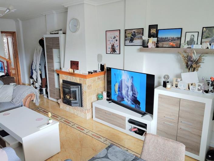 Image No.8-3 Bed Townhouse for sale