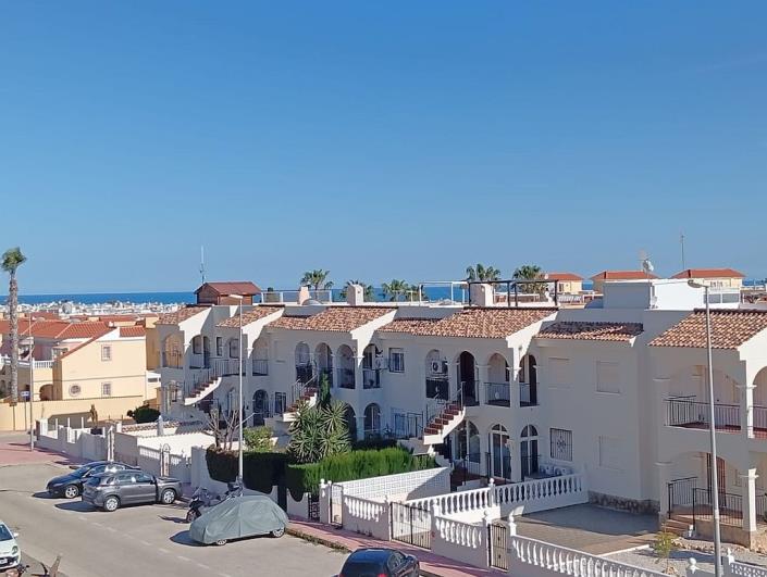 Image No.15-3 Bed Townhouse for sale