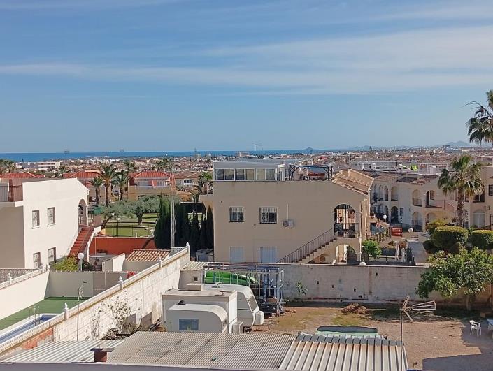 Image No.14-3 Bed Townhouse for sale