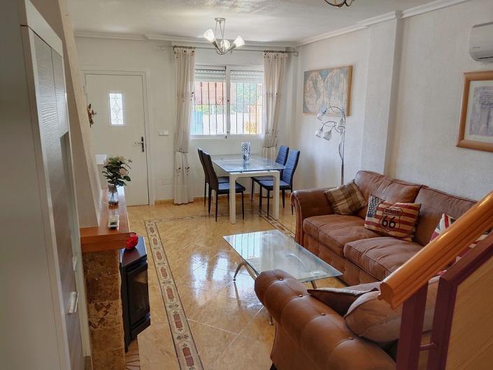 Image No.6-3 Bed Townhouse for sale