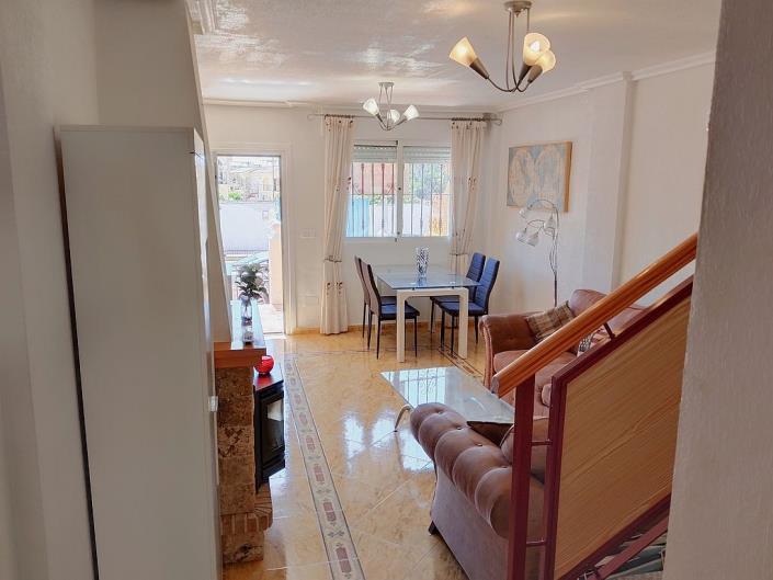 Image No.8-3 Bed Townhouse for sale