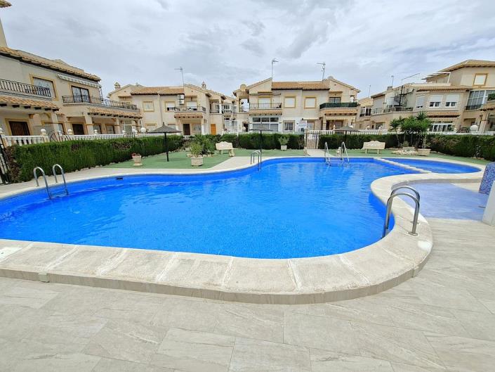 Image No.26-2 Bed Apartment for sale