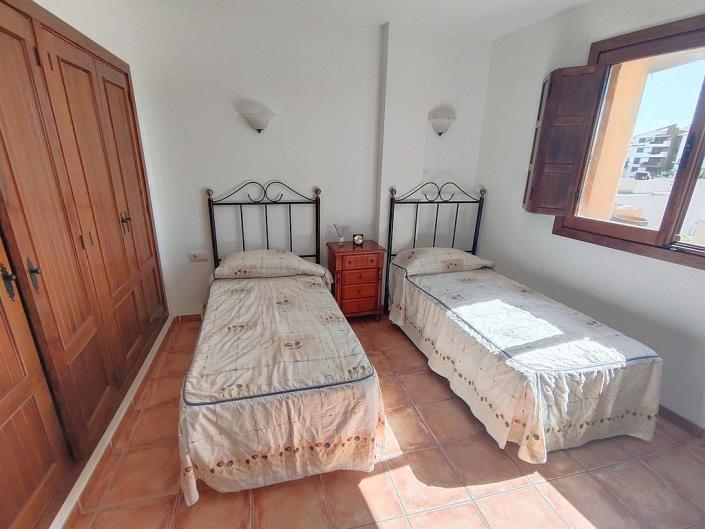 Image No.20-2 Bed Apartment for sale