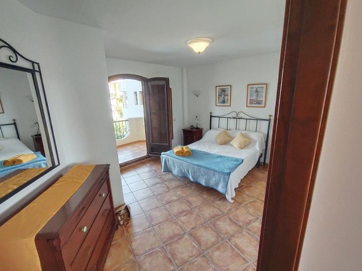 Image No.23-2 Bed Apartment for sale