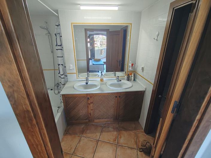 Image No.26-2 Bed Apartment for sale