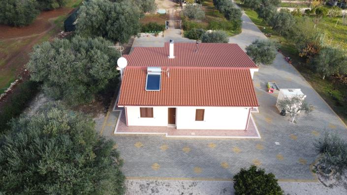 Image No.1-2 Bed Villa for sale