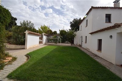 property128915823