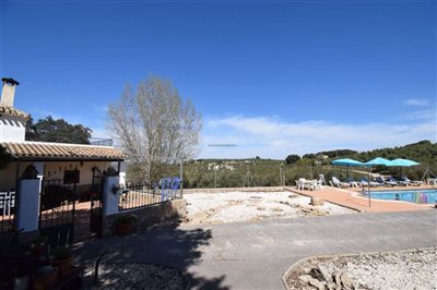 property143185266