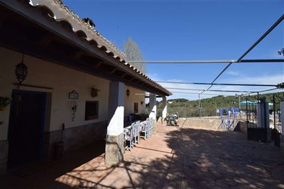 property143185228