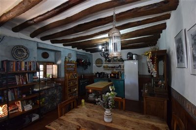 property143185849