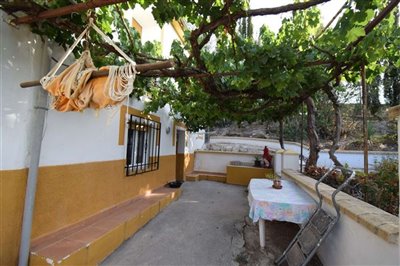 property152273435