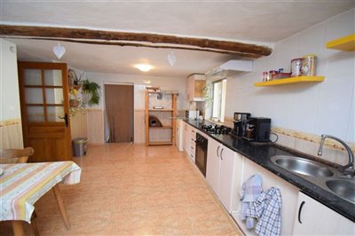 property152273505