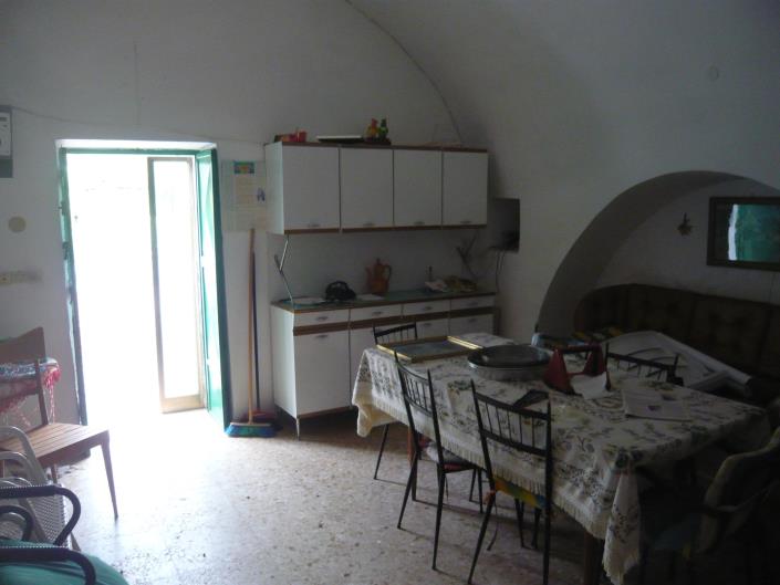 Image No.9-6 Bed Farmhouse for sale